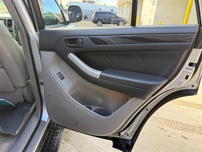 2007 Toyota 4Runner Limited Limited 4dr SUV   - Photo 21 - Englewood, CO 80110