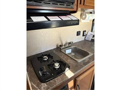 2016 Jayco JAY FLIGHT 154BH   - Photo 8 - Galt, CA 95632