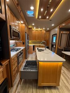 2020 VANLEIGH VILLANO 369FB - Photo 10 - Galt, CA 95632