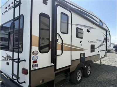 2025 CROSSROADS CRUISER 27RLX   - Photo 2 - Galt, CA 95632