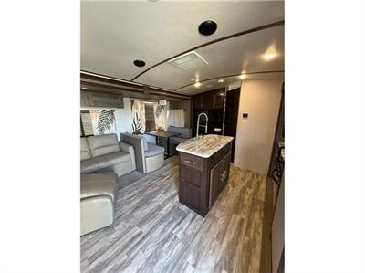 2018 Forest River Surveyor 265RLDS   - Photo 17 - Galt, CA 95632