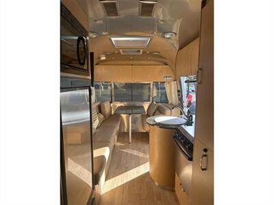 2016 Airstream FLYING CLOUD 23D   - Photo 7 - Galt, CA 95632