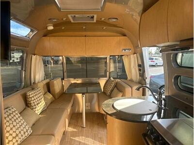 2016 Airstream FLYING CLOUD 23D   - Photo 6 - Galt, CA 95632