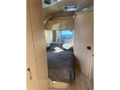 2016 Airstream FLYING CLOUD 23D   - Photo 11 - Galt, CA 95632
