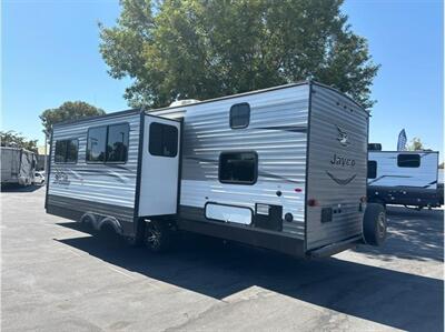 2017 Jayco JAY FLIGHT 28BHBE   - Photo 3 - Galt, CA 95632