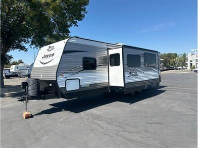 2017 Jayco JAY FLIGHT 28BHBE   - Photo 2 - Galt, CA 95632