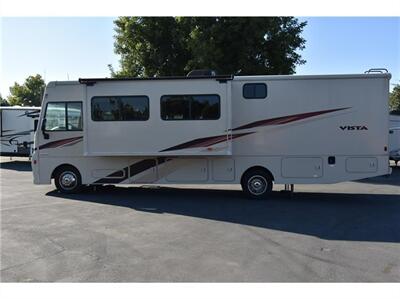 2018 Winnebago VISTA 32Y   - Photo 3 - Galt, CA 95632