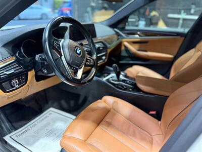 2019 BMW 5 Series 540i xDrive - Photo 6 - College Point, NY 11356
