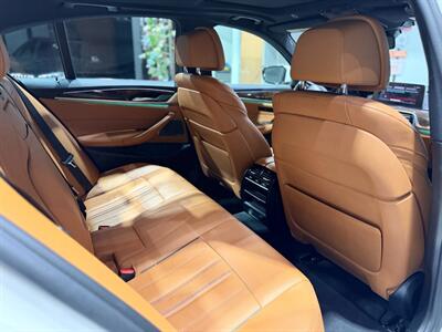 2019 BMW 5 Series 540i xDrive - Photo 8 - College Point, NY 11356
