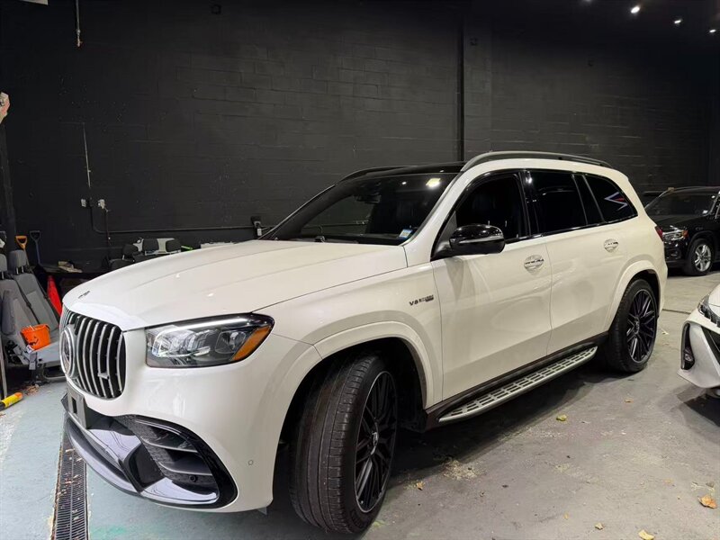 2021 Mercedes-Benz GLS AMG GLS 63  