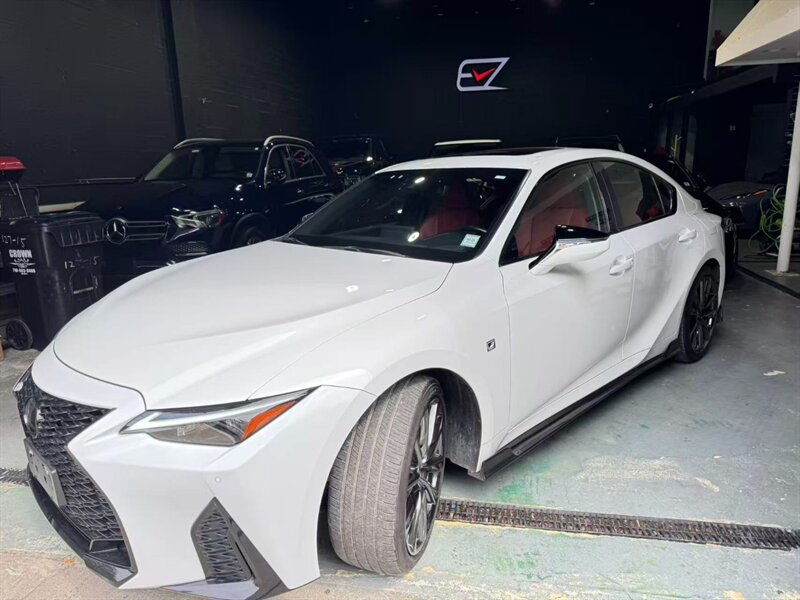 2024 Lexus IS 350 F SPORT   - Photo 1 - College Point, NY 11356