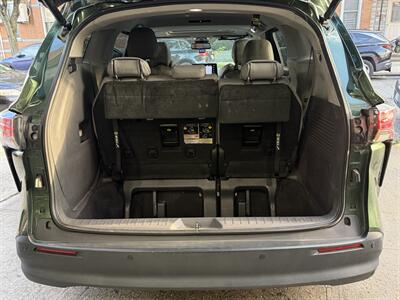 2021 Toyota Sienna XLE 8-Passenger - Photo 9 - College Point, NY 11356