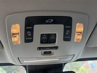 2021 Toyota Sienna XLE 8-Passenger - Photo 15 - College Point, NY 11356