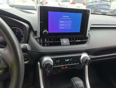 2024 Toyota RAV4 Hybrid XLE   - Photo 7 - College Point, NY 11356