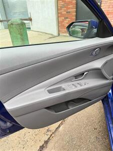 2023 Hyundai Elantra SE   - Photo 4 - College Point, NY 11356