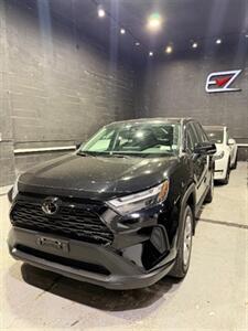 2023 Toyota RAV4 LE - Photo 1 - College Point, NY 11356