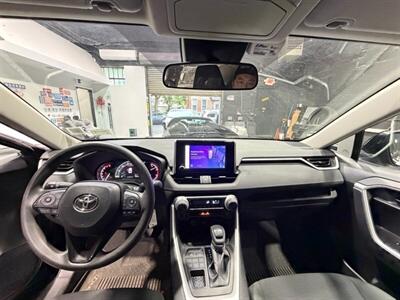 2023 Toyota RAV4 LE - Photo 7 - College Point, NY 11356