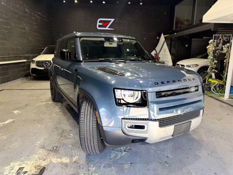 2020 Land Rover Defender 110 S   - Photo 1 - College Point, NY 11356