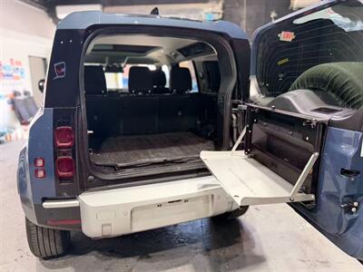 2020 Land Rover Defender 110 S - Photo 7 - College Point, NY 11356