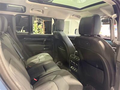2020 Land Rover Defender 110 S - Photo 11 - College Point, NY 11356
