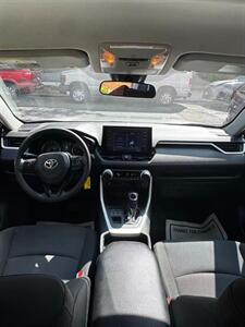 2021 Toyota RAV4 LE - Photo 8 - College Point, NY 11356