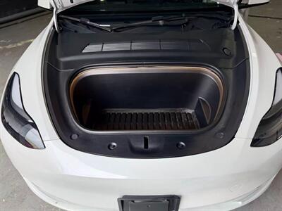 2023 Tesla Model Y Performance   - Photo 8 - College Point, NY 11356
