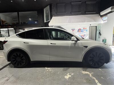 2022 Tesla Model Y Performance - Photo 10 - College Point, NY 11356