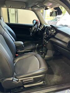 2021 MINI Hardtop 2 Door Cooper - Photo 8 - College Point, NY 11356