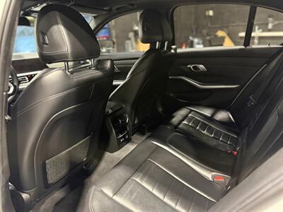 2020 BMW 330i xDrive   - Photo 13 - College Point, NY 11356