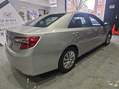 2013 Toyota Camry LE - Photo 2 - College Point, NY 11356