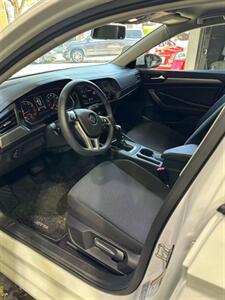2019 Volkswagen Jetta S   - Photo 3 - College Point, NY 11356