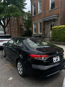 2022 Toyota Corolla LE   - Photo 3 - College Point, NY 11356