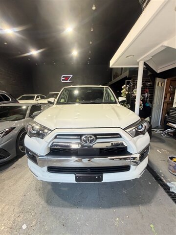 2023 Toyota 4Runner Limited   - Photo 1 - College Point, NY 11356