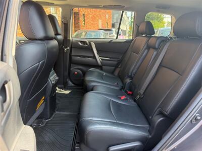 2012 Toyota Highlander LIMITED AWD - Photo 11 - College Point, NY 11356