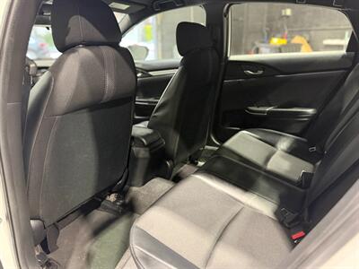 2019 Honda Civic Sport   - Photo 10 - College Point, NY 11356