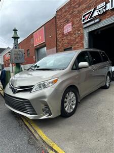 2016 Toyota Sienna XLE 7-Passenger - Photo 3 - College Point, NY 11356