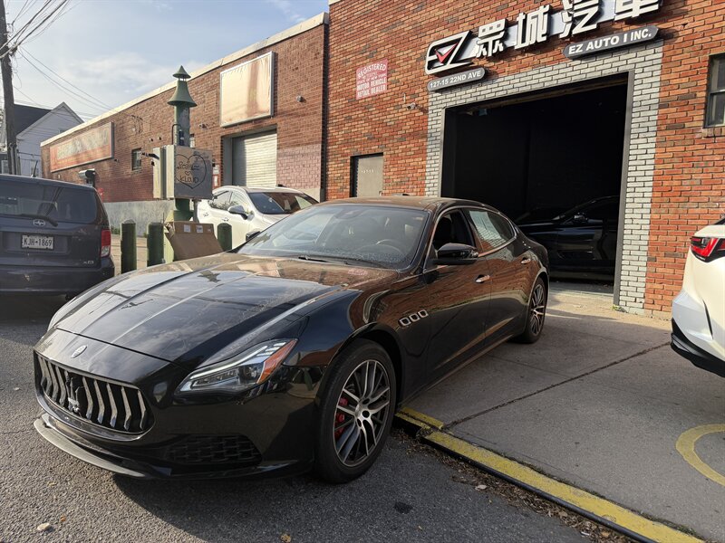 2018 Maserati Quattroporte S   - Photo 1 - College Point, NY 11356