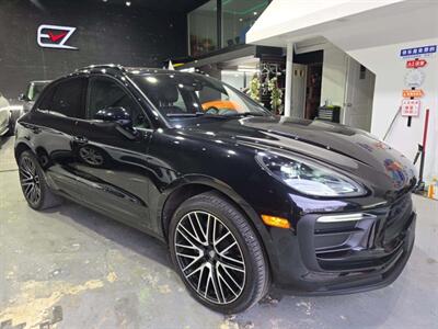 2022 Porsche Macan   - Photo 2 - College Point, NY 11356