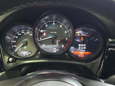 2022 Porsche Macan   - Photo 8 - College Point, NY 11356