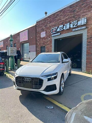 2022 Audi Q8 quattro Premium Plus 55 TFSI  