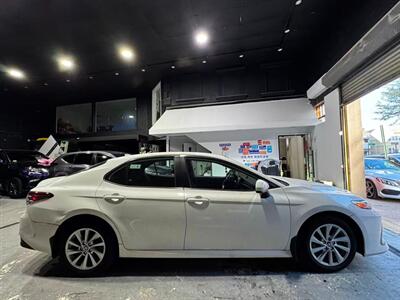 2021 Toyota Camry LE - Photo 8 - College Point, NY 11356