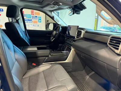 2024 Toyota Sequoia SR5 - Photo 5 - College Point, NY 11356