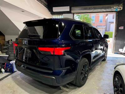 2024 Toyota Sequoia SR5 - Photo 8 - College Point, NY 11356