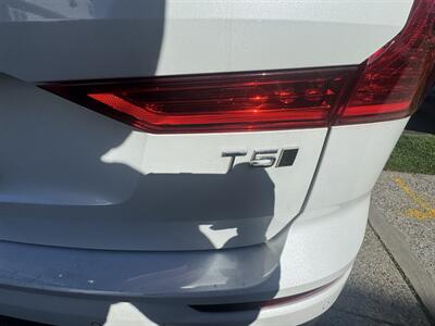 2019 Volvo XC60 T5 Momentum - Photo 7 - College Point, NY 11356