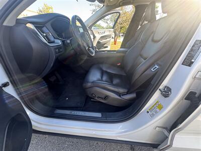 2019 Volvo XC60 T5 Momentum - Photo 21 - College Point, NY 11356
