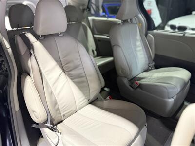 2012 Toyota Sienna XLE 7-Passenger   - Photo 16 - College Point, NY 11356