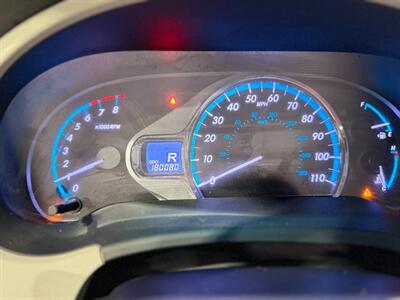2012 Toyota Sienna XLE 7-Passenger   - Photo 13 - College Point, NY 11356