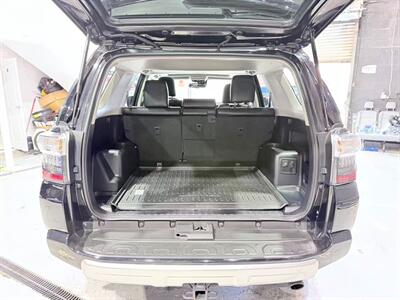 2023 Toyota 4Runner TRD Off-Road Premium   - Photo 7 - College Point, NY 11356