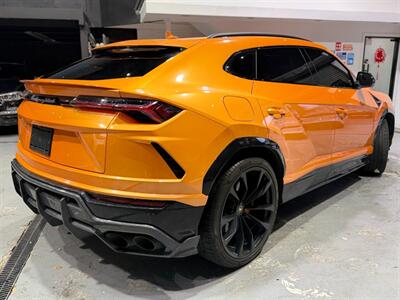 2021 Lamborghini Urus - Photo 3 - College Point, NY 11356