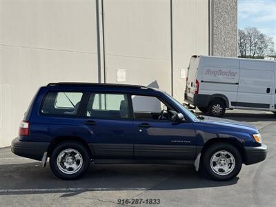 2001 Subaru Forester L   - Photo 4 - Sacramento, CA 95826